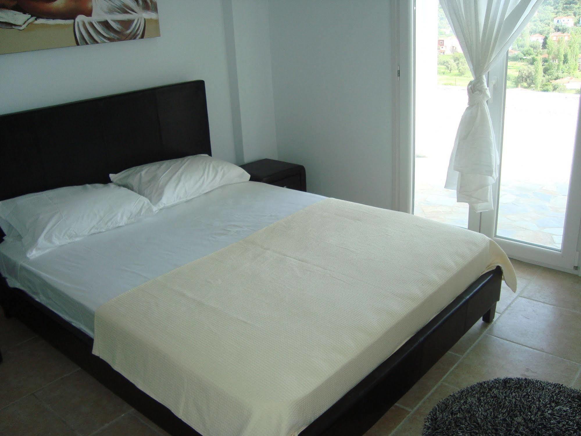 Anaxos Hill Aparthotel Εξωτερικό φωτογραφία