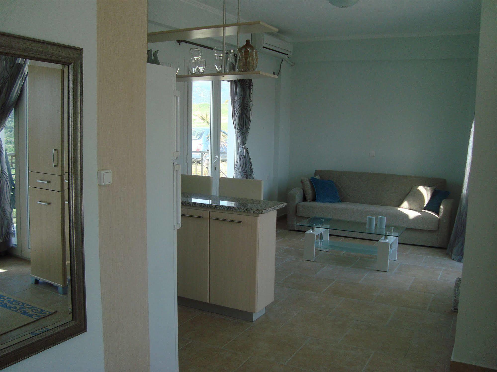 Anaxos Hill Aparthotel Εξωτερικό φωτογραφία